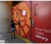 Garoto é acusado de estuprar menina de oito anos dentro do banheiro de biblioteca pública americana