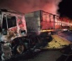 Carreta carregada com soja fica destruída após pegar fogo na MS-134