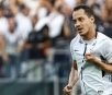 Com golaço, Corinthians bate Palmeiras e encerra série invicta do rival