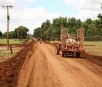 Estradas vicinais são recuperadas na área rural de Dourados