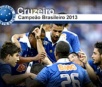 Campeão no intervalo, Cruzeiro bate Vitória e comemora tricampeonato