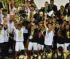 Elias decide no fim, Flamengo vence Atlético-PR e é tri da Copa do Brasil