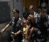 Três são detidos após confronto em protesto de moradores de favela do Rio