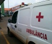 Ambulância de Itaporã é vista estacionada em mercado no Paraguai