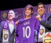 Orlando apresenta Kaká, mas não confirma empréstimo ao São Paulo