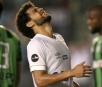 América-MG joga por uma bola, vence na Vila e deixa Santos ameaçado de novo