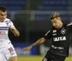Botafogo perde para Nacional-PAR e se complica na Sul-Americana