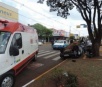 Após batida, carro capota sobre meio fio do canteiro central na Marcelino Pires
