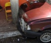 Homem morre após passar mal, bater carro em poste e sofrer infarto