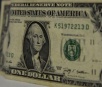 Em queda, dólar chega a R$ 3,82, menor valor em quase 3 semanas