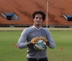Goleiro Diego Oliveira treina forte e deve retornar ao gol do Itaporã F.C.