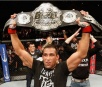 Fabrício Werdum finaliza Cain Velásquez e é campeão do UFC
