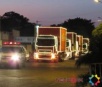 Veja em fotos e vídeo a passagem dos caminhões da Coca-Cola por Itaporã