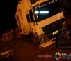 Veículos atolados viram rotina em avenida “asfaltada” de Itaporã; com vídeo