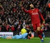 Liverpool goleia Southampton e dá outro passo rumo ao título inglês