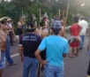 Índios bloqueiam duas rodovias para protestar contra projeto no Congresso